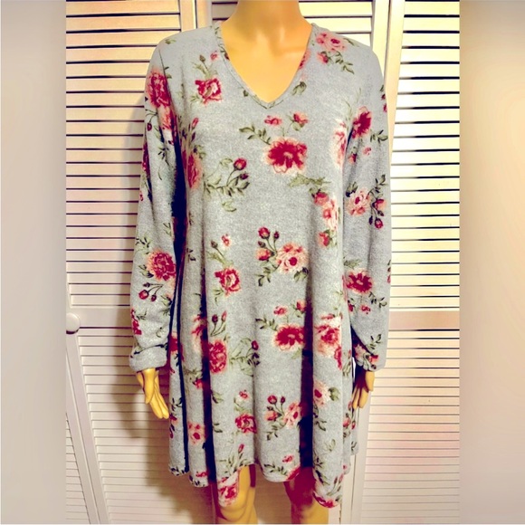 NWOT! Pretty Francesca's ALYA Gray & Pink Floral Long Sleeve A line dress Size S - Picture 3 of 12